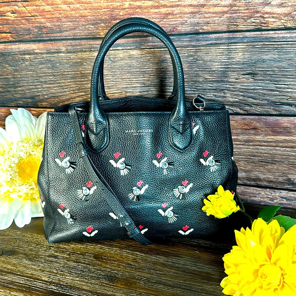 MARC JACOBS LIMITED Tulip Collection Embellished Tulip-Print Gotham Tote! 😍